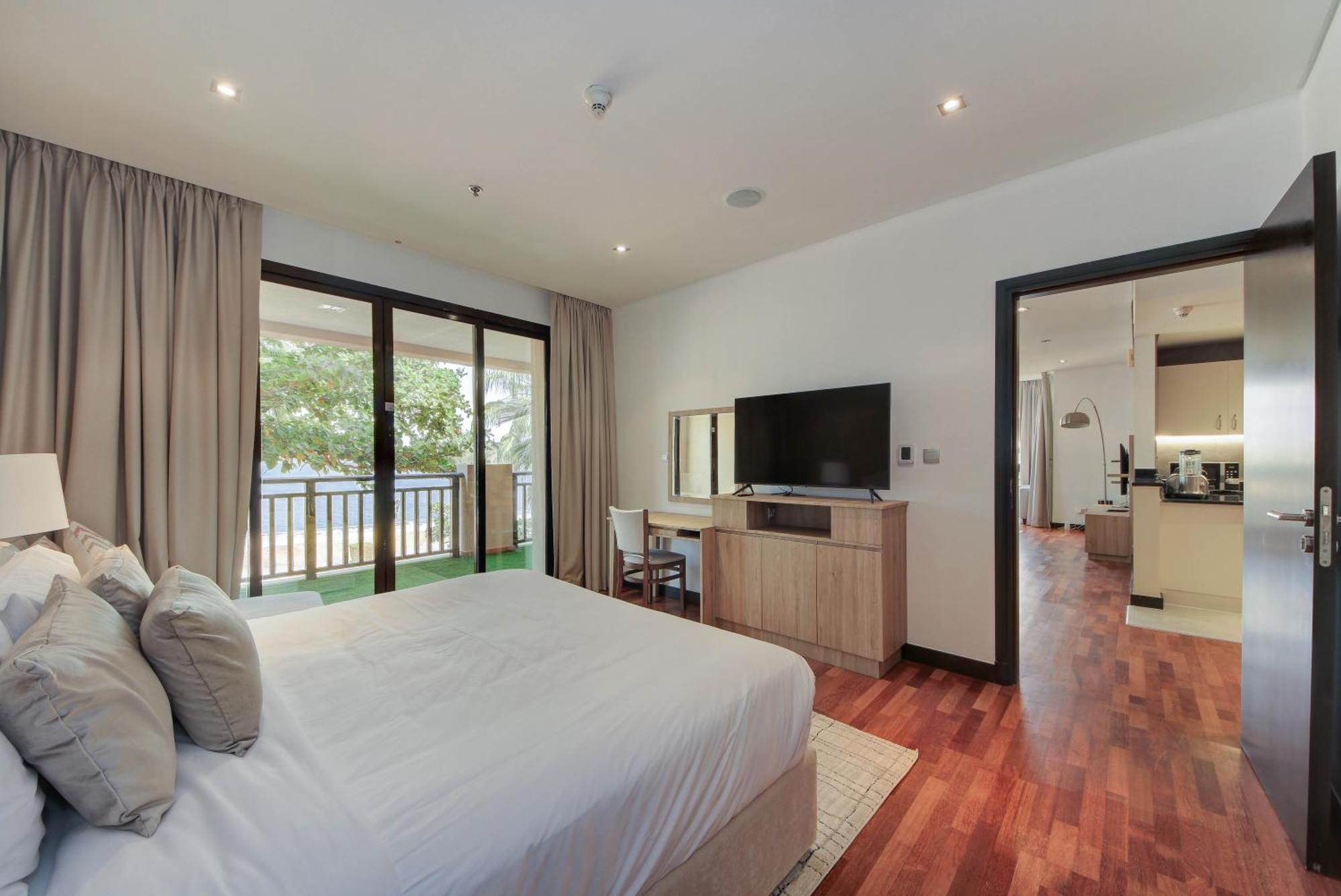 Luxe Getaways Royal Amwaj Palm Jumeirah دبي